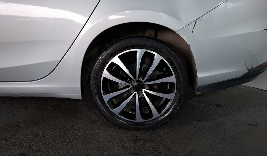 Dodge Neon 1.6 SXT + AT Sedan 2017