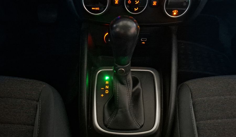 Dodge Neon 1.6 SXT + AT Sedan 2017