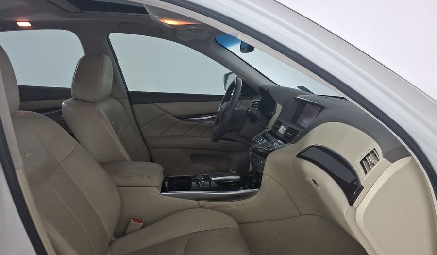 Infiniti M 3.7 PREMIUM AT Sedan 2012