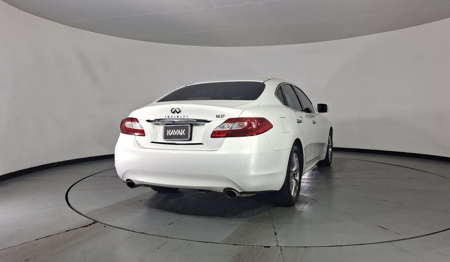 Infiniti M 3.7 PREMIUM AT Sedan 2012