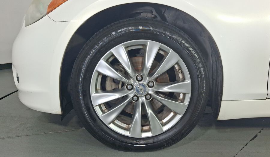 Infiniti M 3.7 PREMIUM AT Sedan 2012
