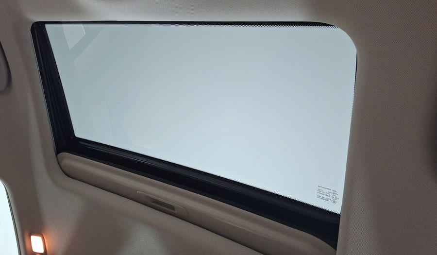 Infiniti M 3.7 PREMIUM AT Sedan 2012