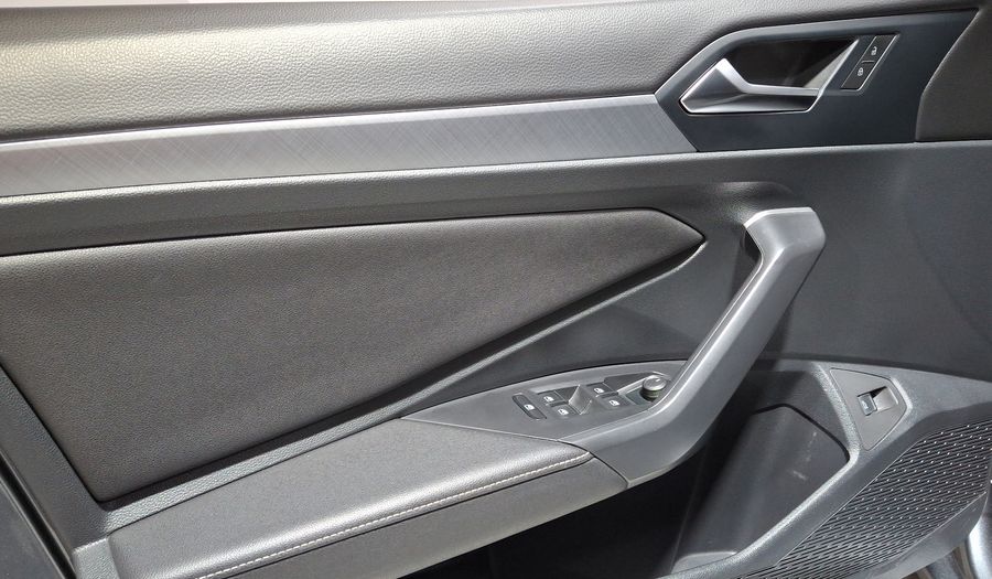 Volkswagen Jetta 1.4 COMFORTLINE AUTO Sedan 2024