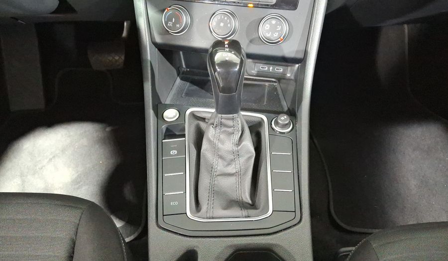 Volkswagen Jetta 1.4 COMFORTLINE AUTO Sedan 2024