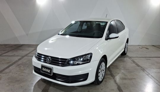 Volkswagen • Vento