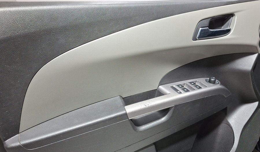 Chevrolet Sonic 1.6 AT F PREMIER Sedan 2017