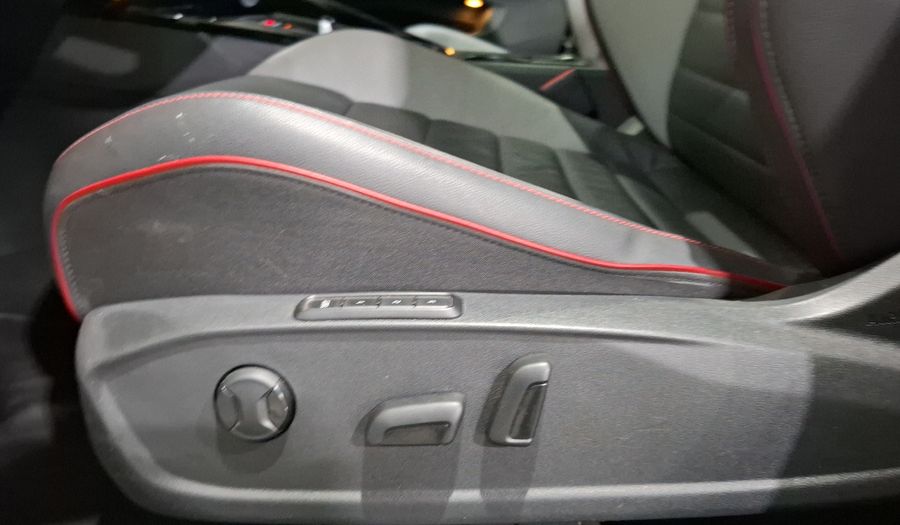 Volkswagen Golf 2.0 TSI GTI AUTO Hatchback 2024