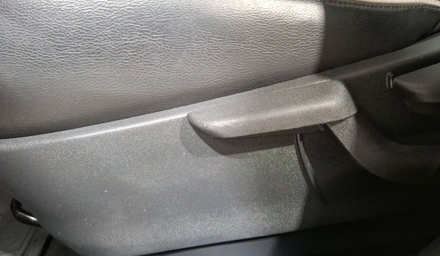 Nissan Versa 1.6 PLATINUM CVT Sedan 2022