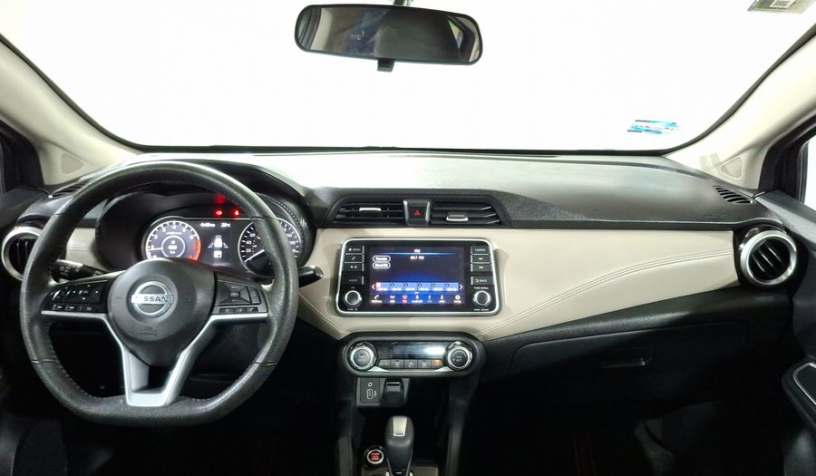 Nissan Versa 1.6 PLATINUM CVT Sedan 2022