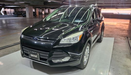 Ford • Escape