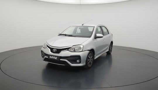 Toyota • Etios