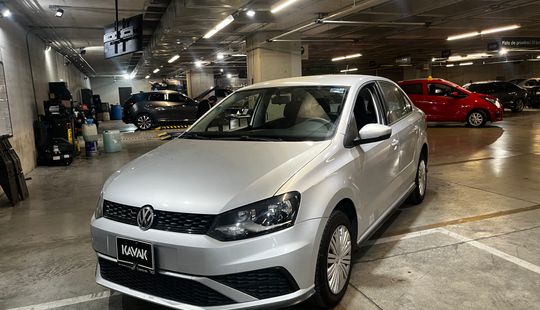 Volkswagen • Vento