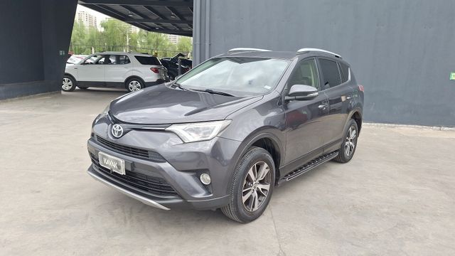 Toyota • RAV4