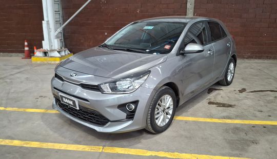 Kia • RIO 5