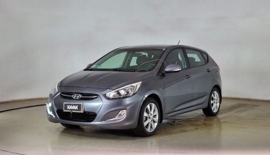 Hyundai • Accent