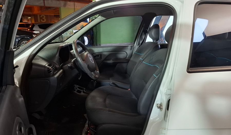 Renault Clio 1.1 CONFORT PACK Hatchback 2016