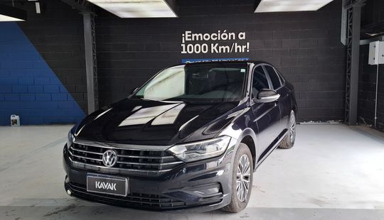 Volkswagen • Vento