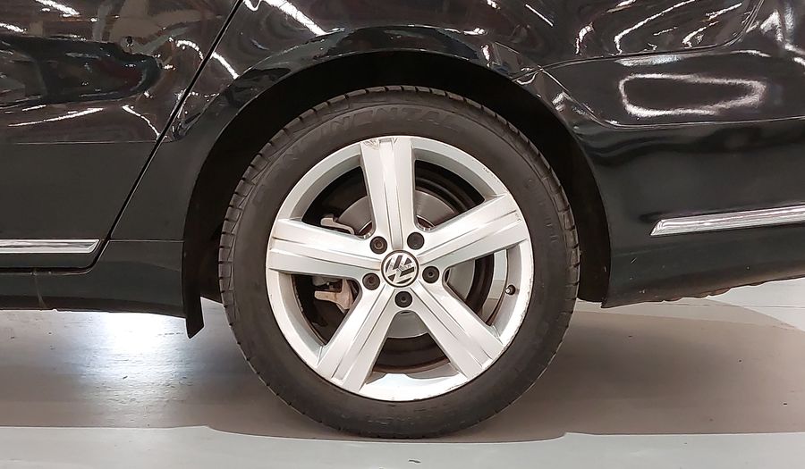 Volkswagen Passat 2.0 TSI DSG VARIANT Wagon 2014