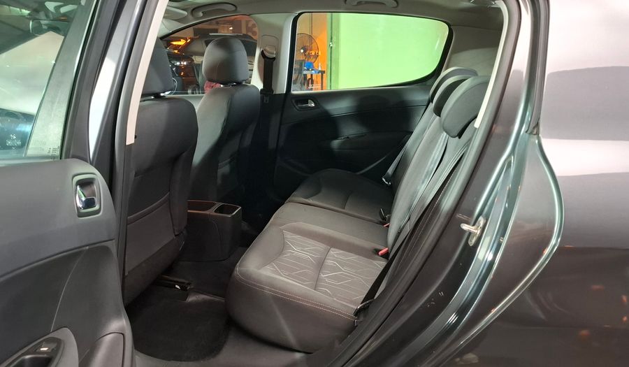 Peugeot 308 1.6 ALLURE Hatchback 2016