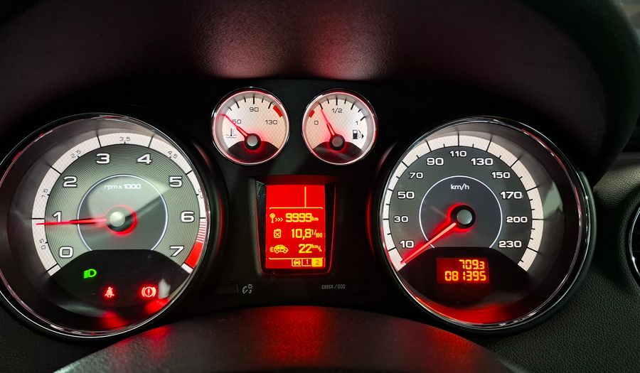 Peugeot 308 1.6 ALLURE Hatchback 2016