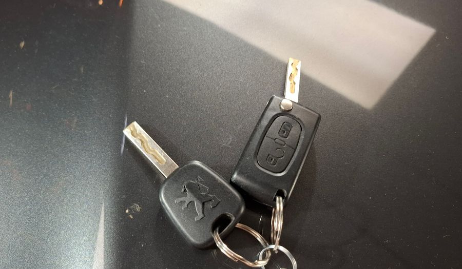 Peugeot 308 1.6 ALLURE Hatchback 2016