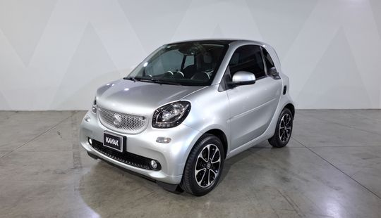 Smart • Fortwo