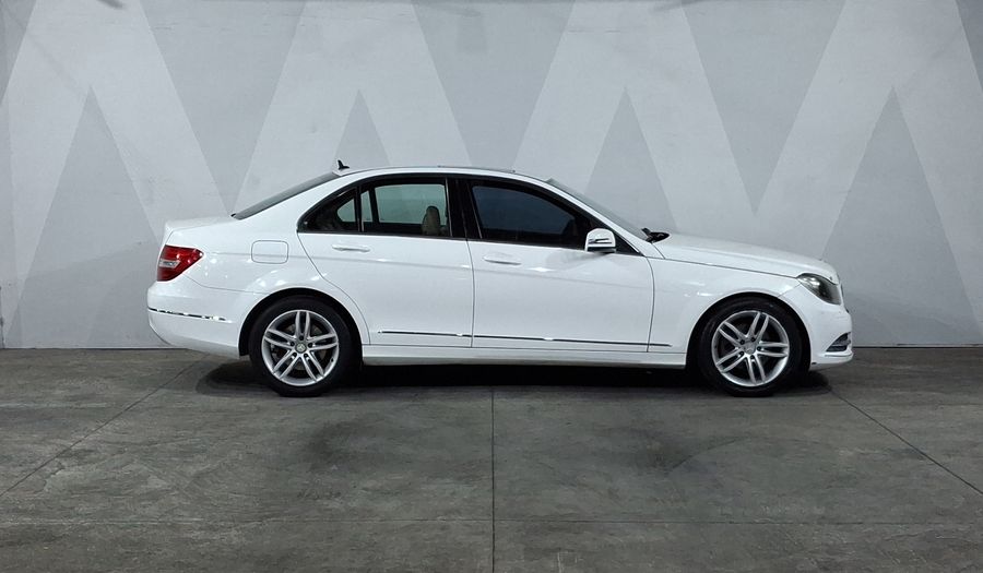 Mercedes Benz Clase C 1.8 200 CGI SPORT AT Sedan 2013