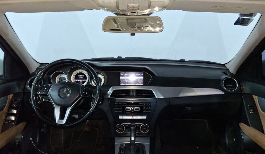 Mercedes Benz Clase C 1.8 200 CGI SPORT AT Sedan 2013