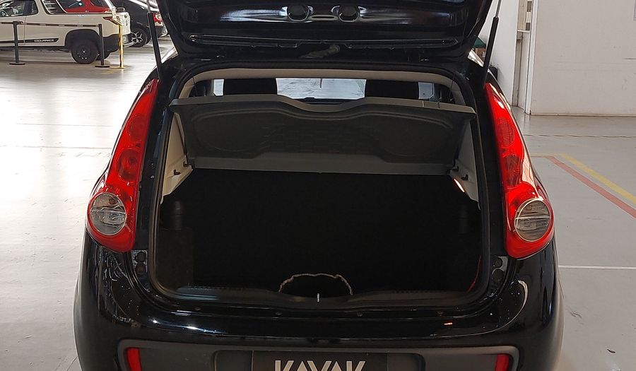 Fiat Palio 1.0 8V FLEX ATTRACTIVE Hatchback 2013