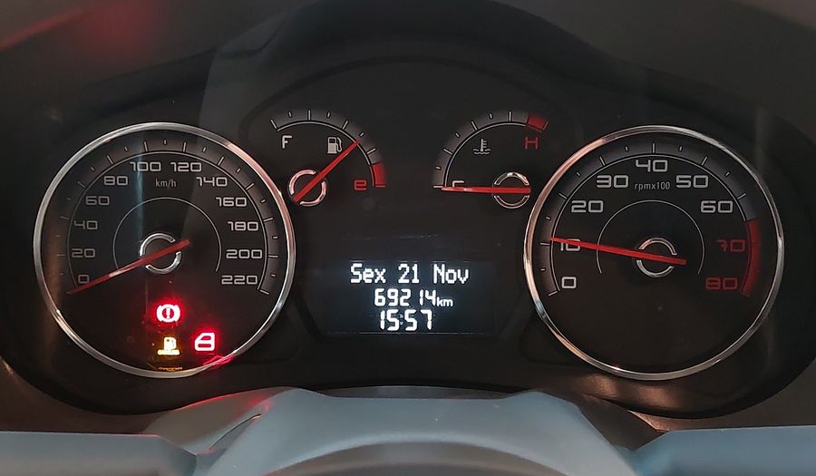 Fiat Palio 1.0 8V FLEX ATTRACTIVE Hatchback 2013