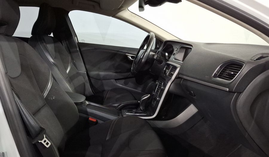 Volvo V40 1.5 ADDITION T3 Hatchback 2016