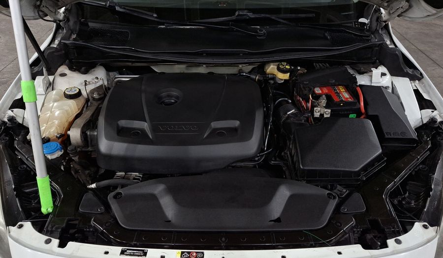 Volvo V40 1.5 ADDITION T3 Hatchback 2016