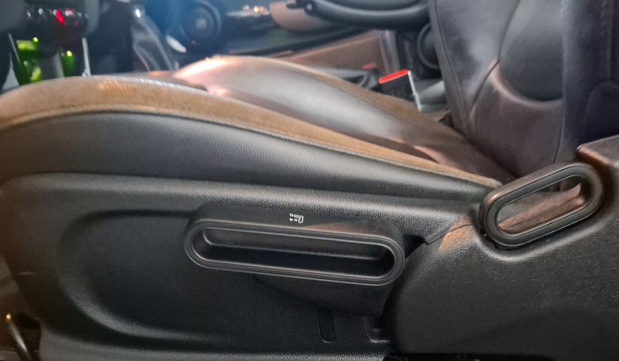 Mini Cooper 1.5 COOPER PEPPER AUTO Hatchback 2018