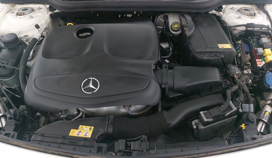 Mercedes Benz Clase A 2.0 250 CGI SPORT 7G-DCT Hatchback 2013