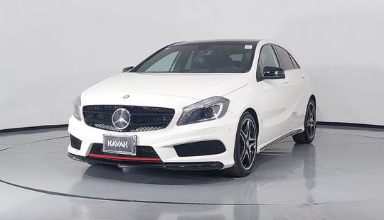 Mercedes Benz • Clase A