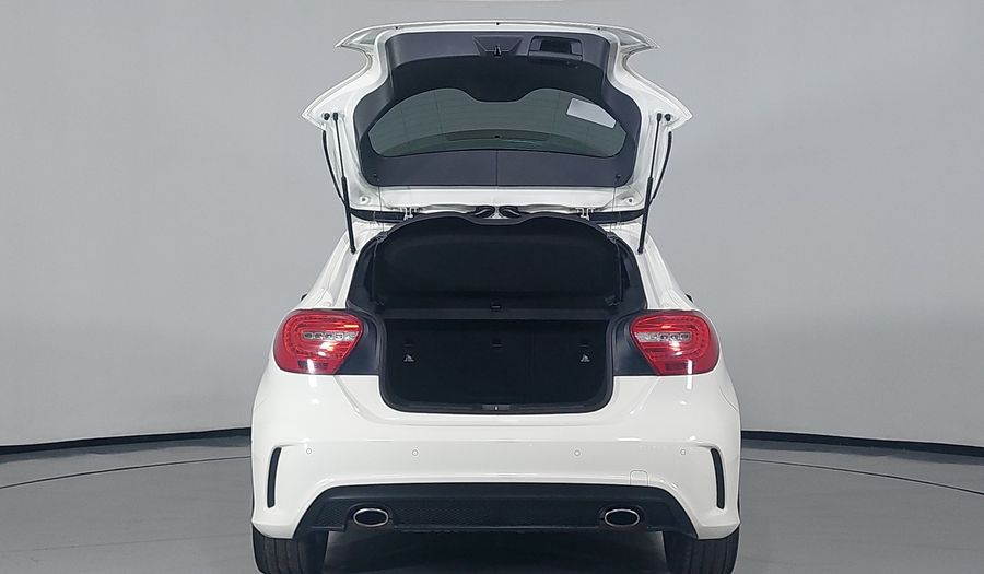 Mercedes Benz Clase A 2.0 250 CGI SPORT 7G-DCT Hatchback 2013