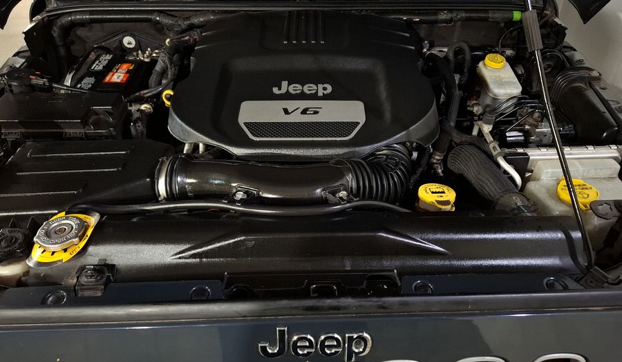 Jeep Wrangler 3.6 JK UNLIMITED SAHARA 4X4 ATX Suv 2018