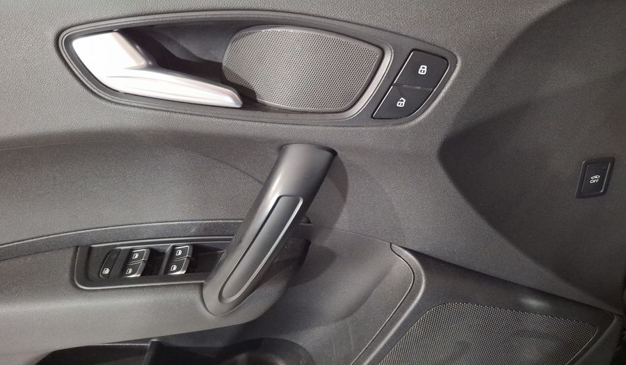Audi A1 1.4 TFSI COOL S TRONIC Hatchback 2016