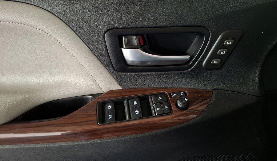 Toyota Sienna 3.5 LIMITED AUTO Minivan 2019