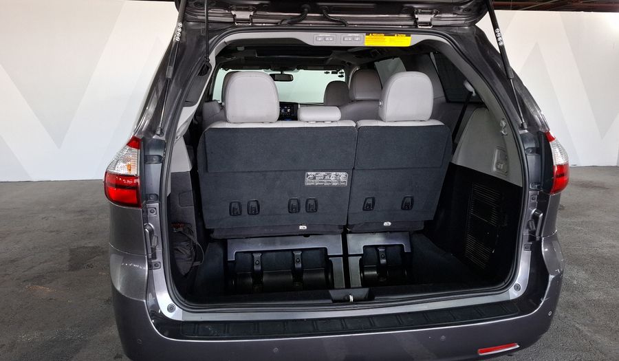 Toyota Sienna 3.5 LIMITED AUTO Minivan 2019