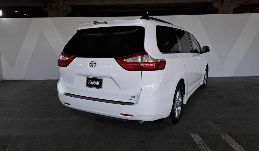Toyota Sienna 3.5 LE AUTO Minivan 2019