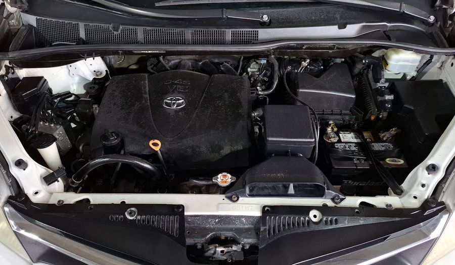 Toyota Sienna 3.5 LE AUTO Minivan 2019