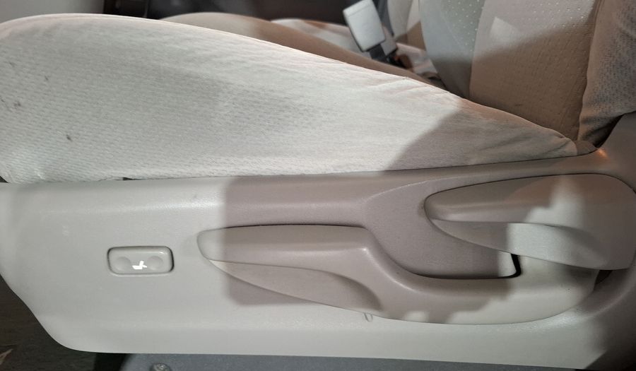 Toyota Sienna 3.5 LE AUTO Minivan 2019