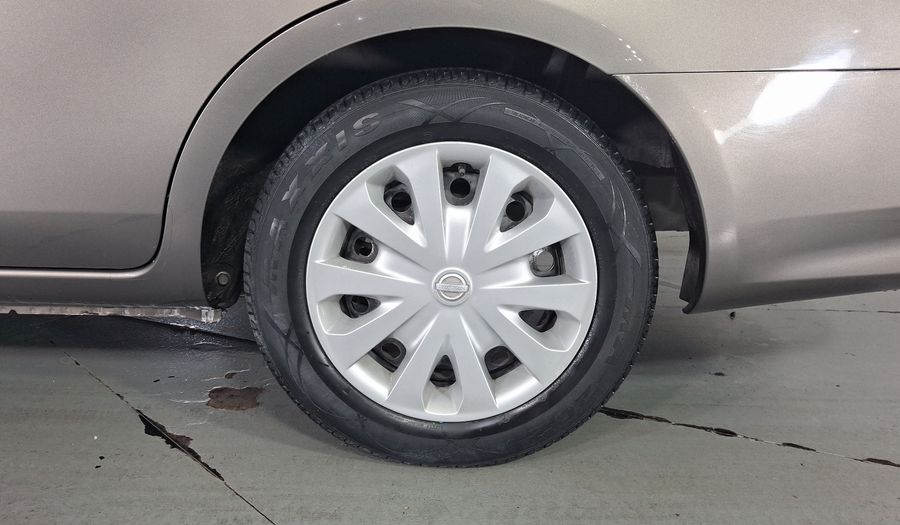 Nissan Versa 1.6 SENSE TA AC Sedan 2015