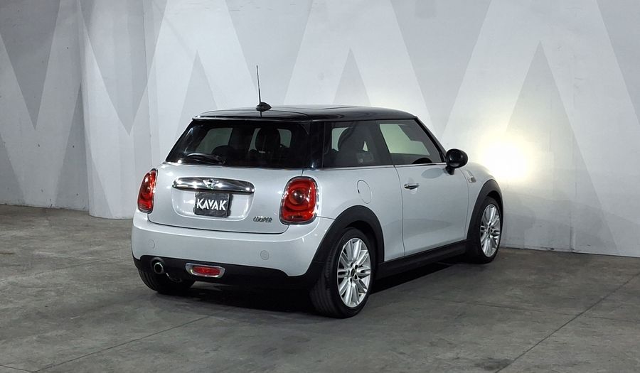 Mini Cooper 1.5 COOPER CHILI AT Hatchback 2017