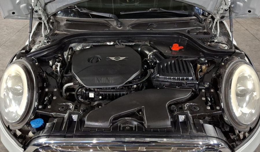 Mini Cooper 1.5 COOPER CHILI AT Hatchback 2017