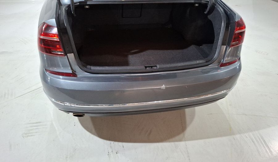 Volkswagen Passat 2.5 HIGHLINE Sedan 2017