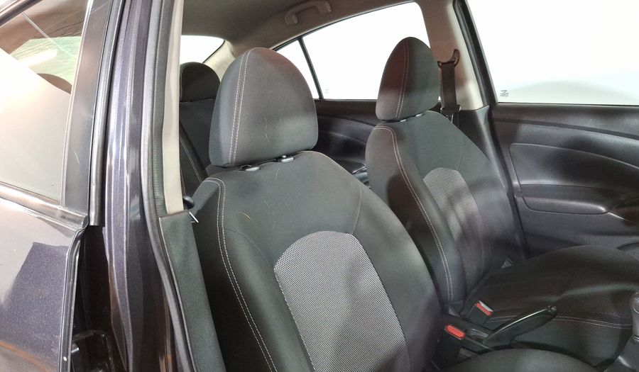 Nissan Versa 1.6 SENSE Sedan 2018