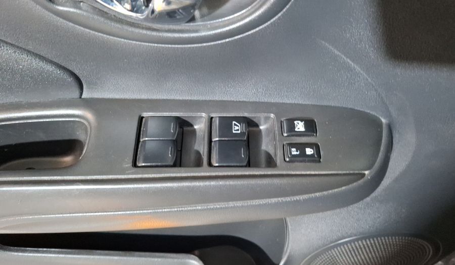 Nissan Versa 1.6 SENSE Sedan 2018