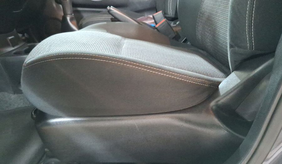 Nissan Versa 1.6 SENSE Sedan 2018